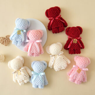 Bear towels in group
